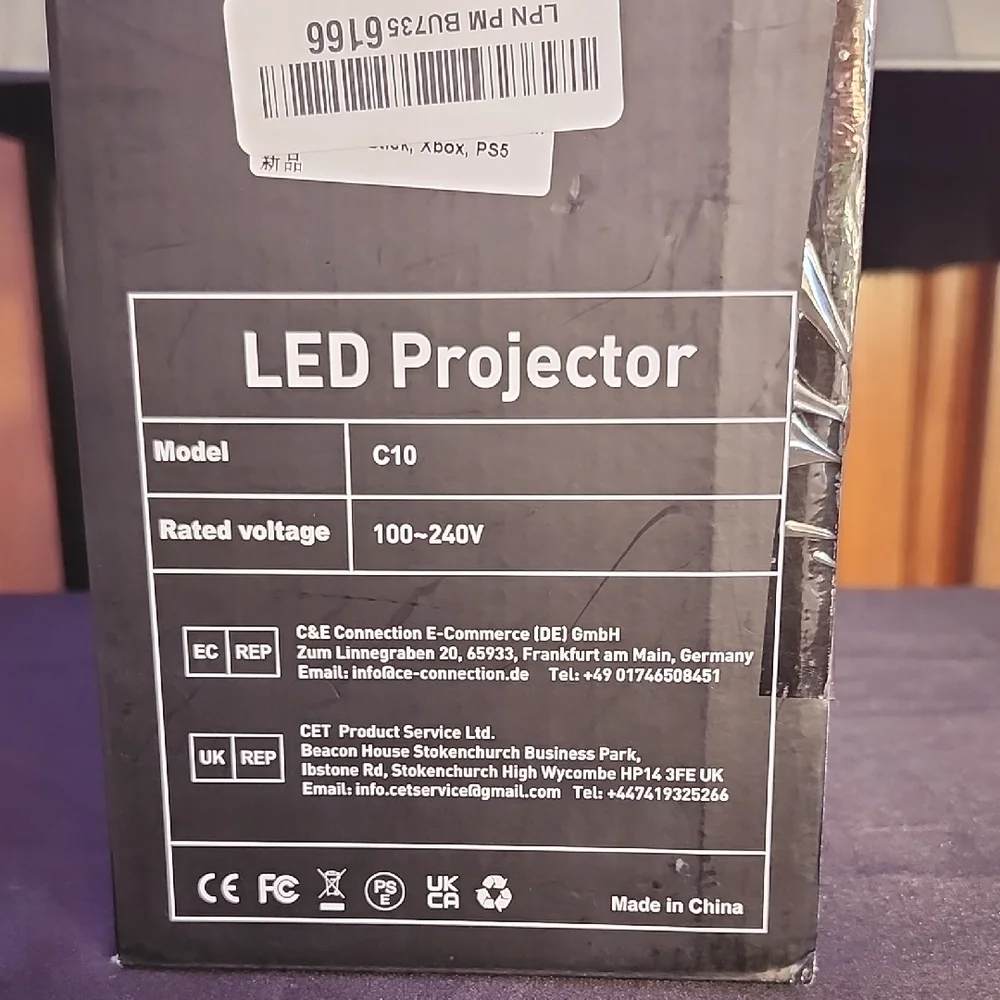 LED Projector Model C10 - Picture 3 of 4